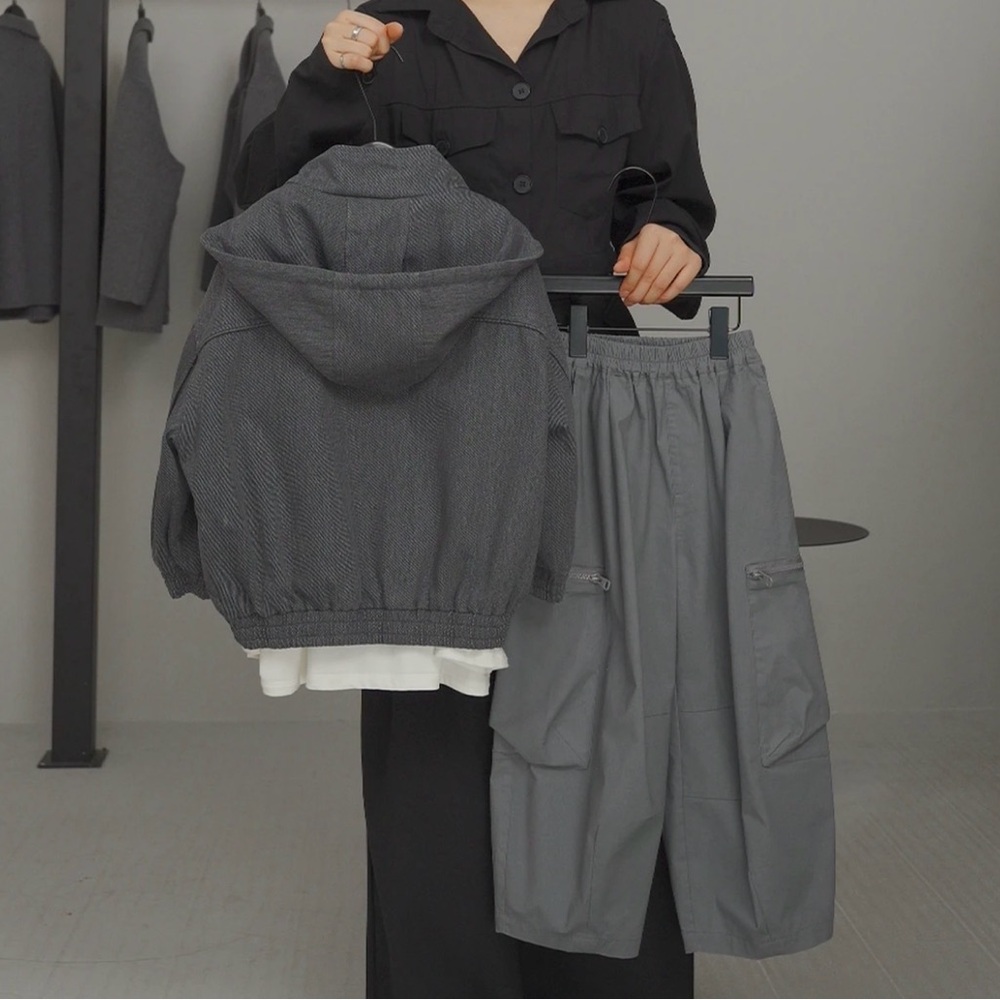 Gray Hooded Jacket quiet luxury style - Picture 4 of 4